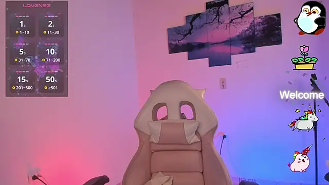 Snapshot of odelei chatting on 02/14/25, 11:20 odelei online show from 02/14/25, 11:20