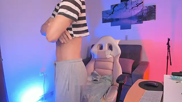 Snapshot of odelei chatting on 02/26/25, 07:42 odelei online show from 02/26/25, 07:42