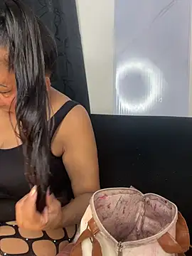 chiquimaturesexy online show from 02/18/26, 07:43