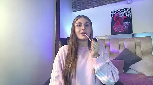 Snapshot of dakota_Robbins_ chatting on 03/07/25, 08:44 dakota Robbins online show from 03/07/25, 08:44