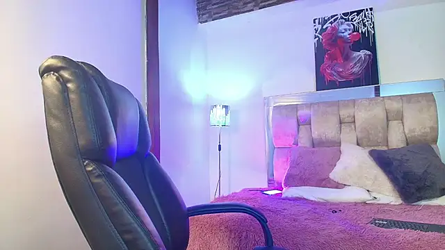 Snapshot of dakota_Robbins_ chatting on 03/15/25, 11:06 dakota Robbins online show from 03/15/25, 11:06