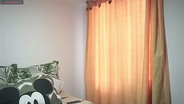 Tony Wylie online show from 01/03/25, 01:03