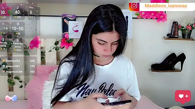 Madisson Ivanova online show from 01/18/25, 12:04