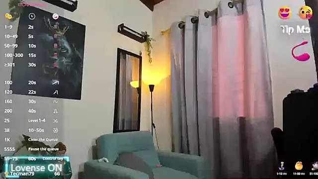 Snapshot of sabrina_clementss chatting on 01/11/25, 07:16 sabrina clementss online show from 01/11/25, 07:16