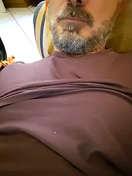 1talianBeutifulCock online show from 04/22/26, 12:07