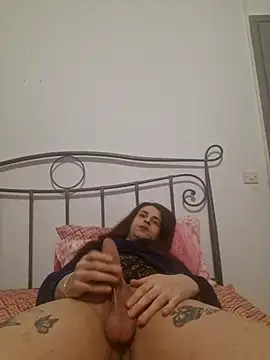 perla97 online show from 12/11/24, 08:18