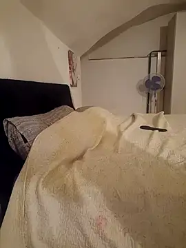 perla97 online show from 02/01/25, 12:51