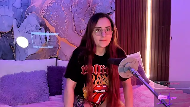 centaurigirl online show from 11/09/25, 02:54