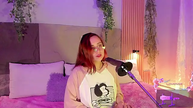 centaurigirl online show from 02/12/26, 11:44