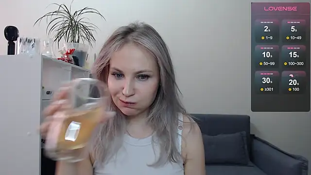 Sunny bunny6 online show from 03/05/25, 09:27