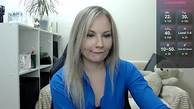 Sunny bunny6 online show from 12/02/25, 09:32