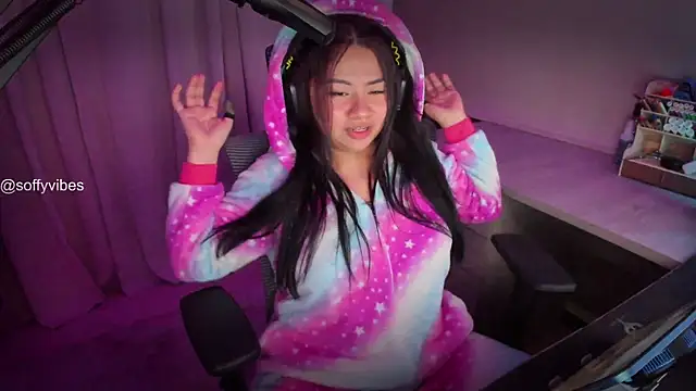 soffyvibes- online show from 02/13/25, 03:18