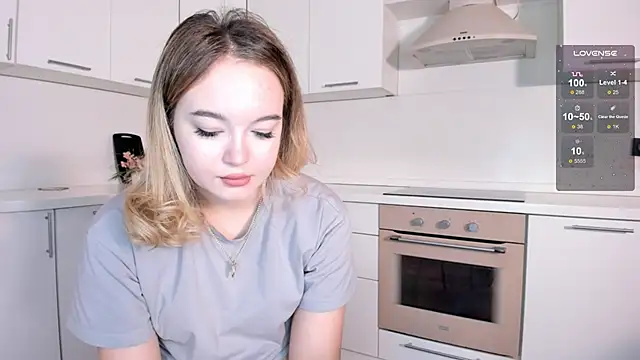 SheenaDollins online show from 12/04/24, 09:51