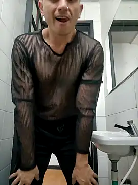 Andrewfalcon online show from 02/05/25, 03:42