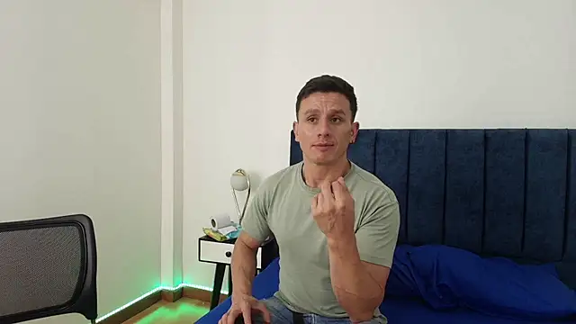 Andrewfalcon online show from 03/19/25, 07:27