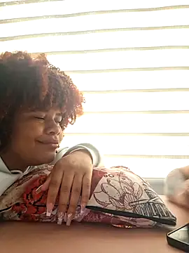 DANIELA MICHEL online show from 12/20/25, 04:58