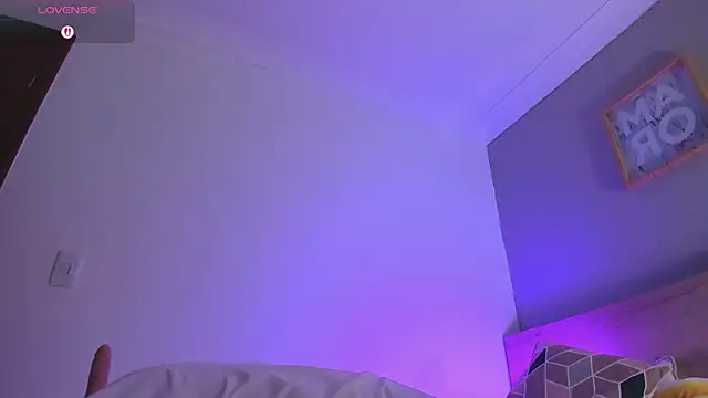 agussaenz online show from 12/19/25, 11:34