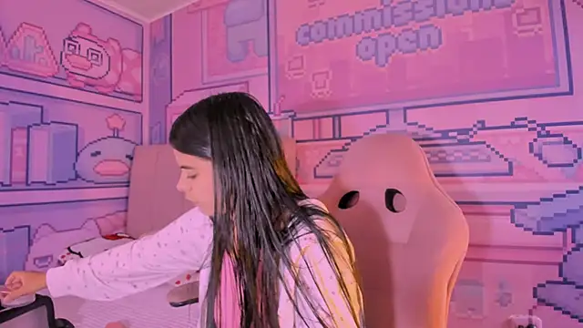 Snapshot of _18alice chatting on 02/07/25, 07:27 18alice online show from 02/07/25, 07:27