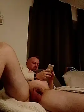 mikaaaaase online show from 10/27/25, 12:58