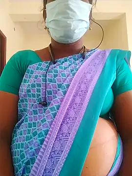 Snapshot of Preethytamilsexy chatting on 06/26/26, 04:28 Preethytamilsexy online show from 06/26/26, 04:28