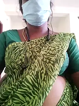 Snapshot of Preethytamilsexy chatting on 06/27/26, 09:47 Preethytamilsexy online show from 06/27/26, 09:47