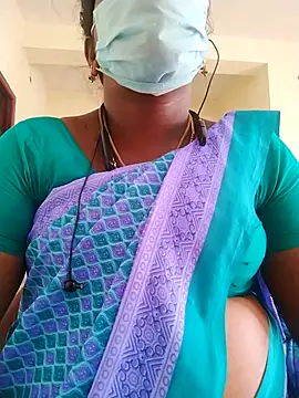Snapshot of Preethytamilsexy chatting on 07/12/26, 06:15 Preethytamilsexy online show from 07/12/26, 06:15