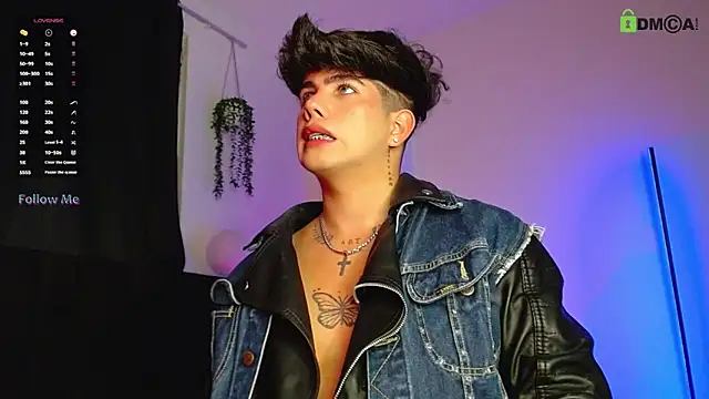 LyleBennett  online show from 10/17/25, 12:41