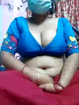 Snapshot of BERRY_00 chatting on 02/20/25, 05:51 BERRY 00 online show from 02/20/25, 05:51