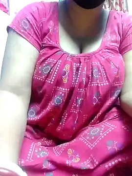 Snapshot of BERRY_00 chatting on 03/07/25, 05:38 BERRY 00 online show from 03/07/25, 05:38