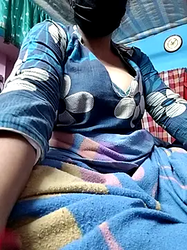 BERRY 00 online show from 12/14/25, 05:40