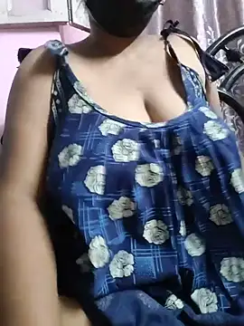 BERRY 00 online show from 06/02/26, 10:17