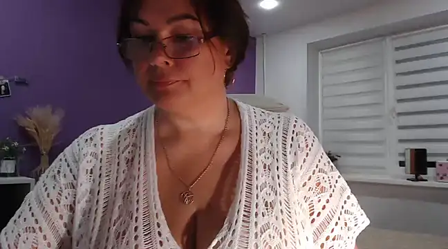 Snapshot of Nora_Star chatting on 01/11/25, 04:57 Nora Star online show from 01/11/25, 04:57