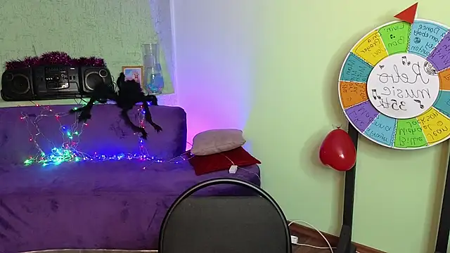 Nika Kitten online show from 02/22/25, 05:24