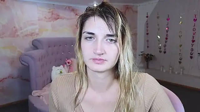 Nika Kitten online show from 10/22/25, 05:24