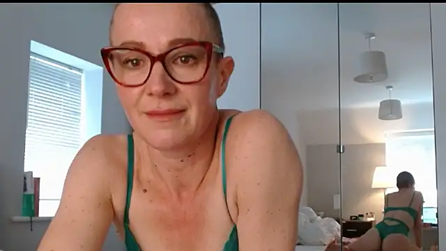 Snapshot of ELEGANT-ARIA36 chatting on 02/20/25, 02:57 ELEGANT-ARIA36 online show from 02/20/25, 02:57