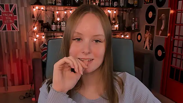 Snapshot of VivienLeeigh chatting on 12/24/24, 07:22 VivienLeeigh online show from 12/24/24, 07:22