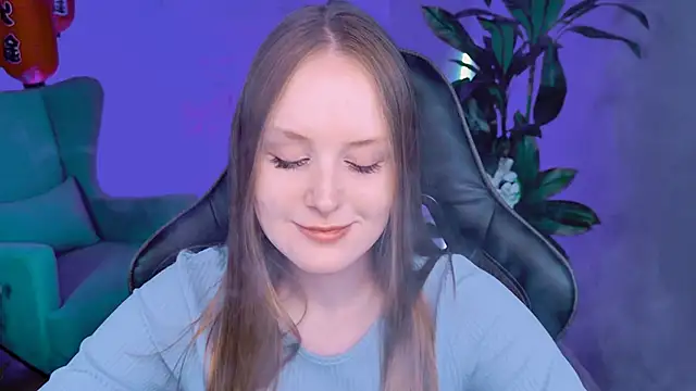 Snapshot of VivienLeeigh chatting on 09/18/25, 11:12 VivienLeeigh online show from 09/18/25, 11:12