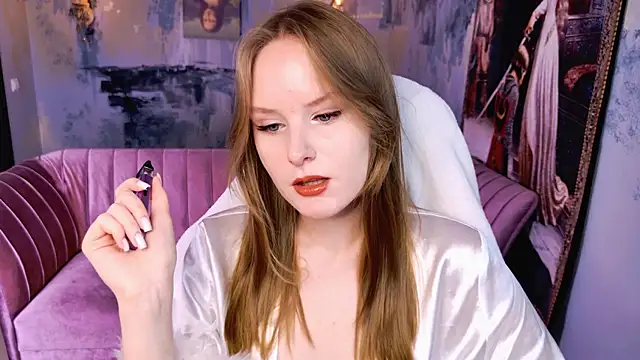 VivienLeeigh online show from 05/08/26, 05:24