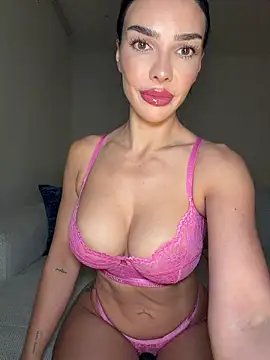 krissiswrld- online show from 03/18/26, 07:17