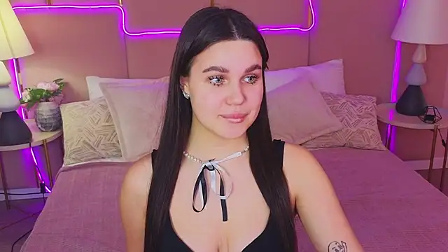 RihannaRose online show from 01/06/25, 10:15