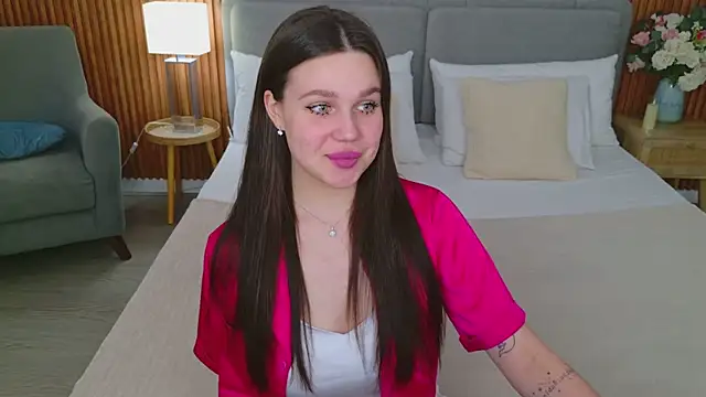 RihannaRose online show from 03/20/25, 05:15