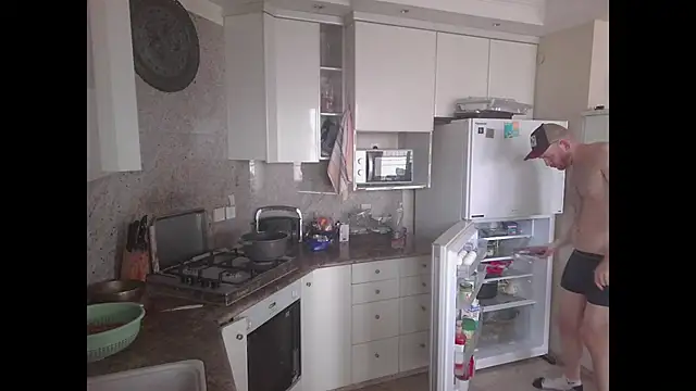 Tall REC online show from 12/12/24, 01:06