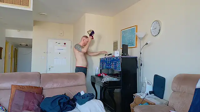 Tall REC online show from 12/24/24, 01:17