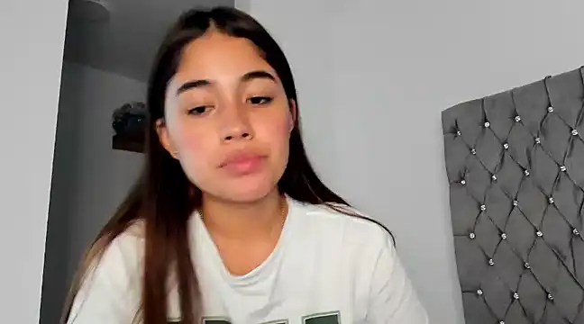 AriaMontgomery online show from 12/13/24, 03:49