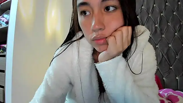 AriaMontgomery online show from 01/14/25, 04:04