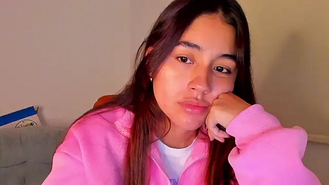 AriaMontgomery online show from 02/04/25, 08:46