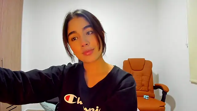 AriaMontgomery online show from 02/24/25, 05:00