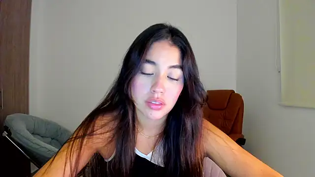 AriaMontgomery online show from 03/06/25, 06:08