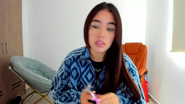 AriaMontgomery online show from 03/06/25, 12:09