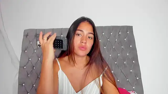 AriaMontgomery online show from 09/22/25, 01:07